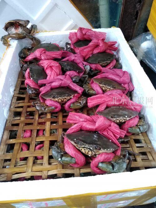 北京虾蟹市场猫腻:76元大螃蟹其中38元是绳子钱